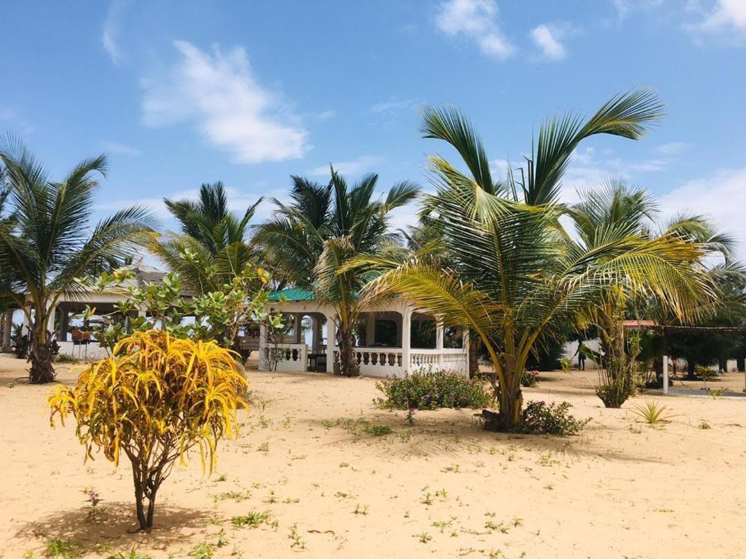 Santana Beachclub Sanyang Exterior foto